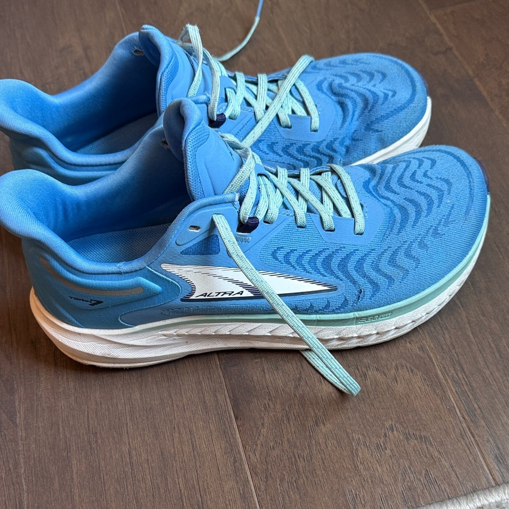 Altra Women's Torin Running Shoes in Blue and White